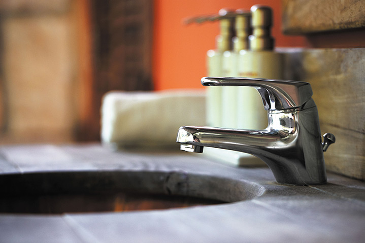A2B Plumbers are able to fix any leaking taps you may have in Burbage. 
